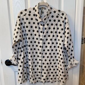 Comfy USA Black and White Polka Dot Blouse